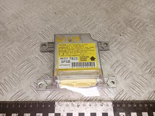 блок AirBag Mitsubishi Pajero 3 поколение 2002, 3.2 л., дизель, МКПП, внедорожник 3 дв., MR551782S