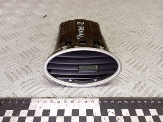 дефлектор обдува салона Ford Focus 2 поколение 2007, 4M51A014L21AD, 4M51A014L21BC, 6N41A014L21CAW