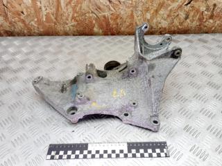 кронштейн генератора Renault Laguna 2 поколение 2004, 1.8 л., бензин, АКПП, хетчбэк 5 дв., 8200115762
