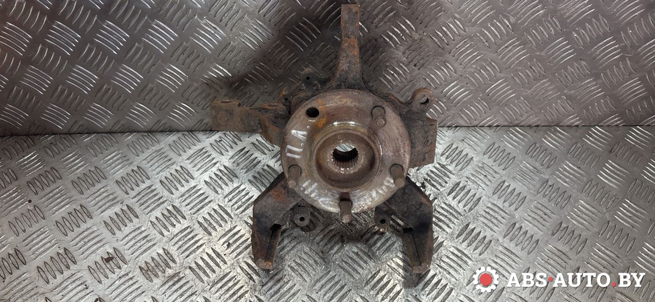 ступица передняя левая Chrysler Voyager 3 поколение 2001, 2.4 л., бензин - фото №1