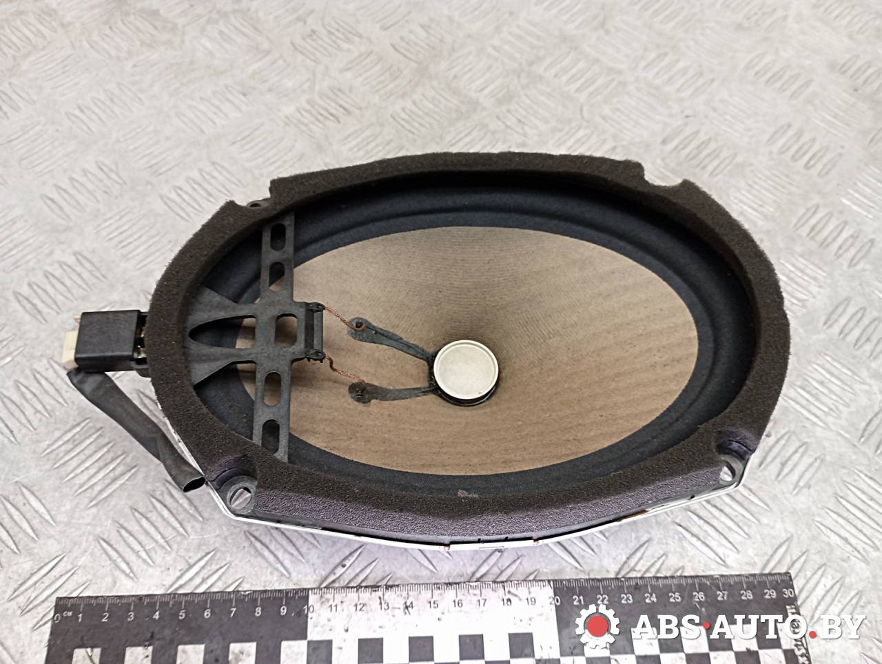 динамик Mitsubishi Pajero 3 поколение 2002, 3.2 л., дизель, МКПП, внедорожник 3 дв., MR318624 - фото №1