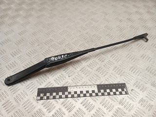 щеткодержатель (поводок стеклоочистителя, дворник) Ford Focus 2 поколение 2005, 4M5117526AB