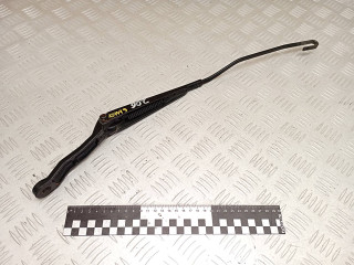 щеткодержатель (поводок стеклоочистителя, дворник) Peugeot 206 1 поколение 2002, 2.0 л., бензин, 4766