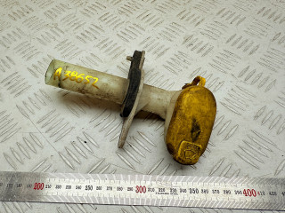 горловина бачка омывателя Renault Scenic 1 поколение (1996 - 1999), 1.6 л., K7M 702, бензин, МКПП, 7700843903