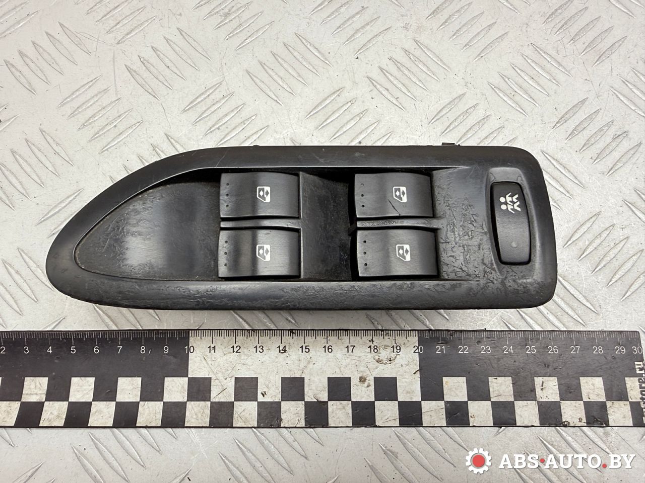 блок управления стеклоподъемниками Renault Laguna 2 поколение 2002, 1.9 л., F9Q 750, дизель, МКПП, хетчбэк 5 дв., передний привод, 26515 - фото №1