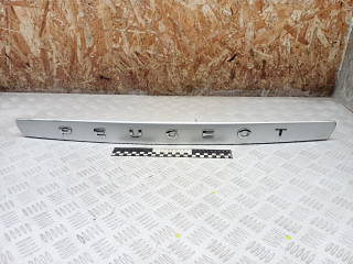 кнопка открытия багажника Peugeot 308 T7 2010, 2.0 л., RHR (DW10BTED4), дизель, МКПП, универсал, 9680602880