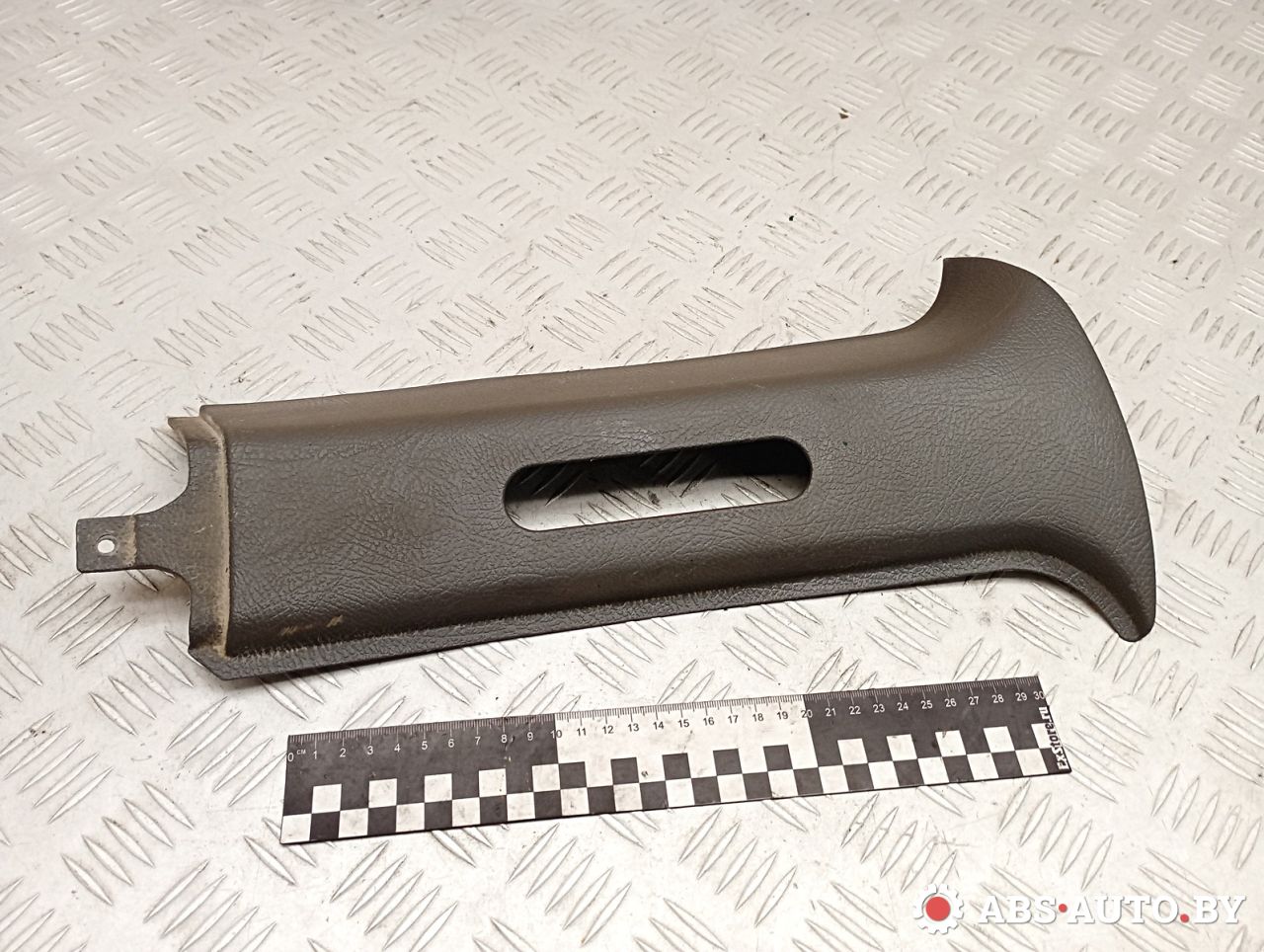 обшивка стойки центральной левой Fiat Punto 1 поколение 1998, 1.2 л., бензин, МКПП, хетчбэк 3 дв., 1825958 - фото №1