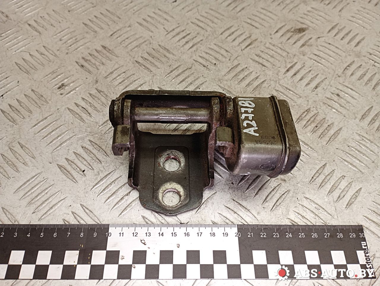 петля двери Peugeot 207 1 поколение 2007, 1.6 л., бензин - фото №1