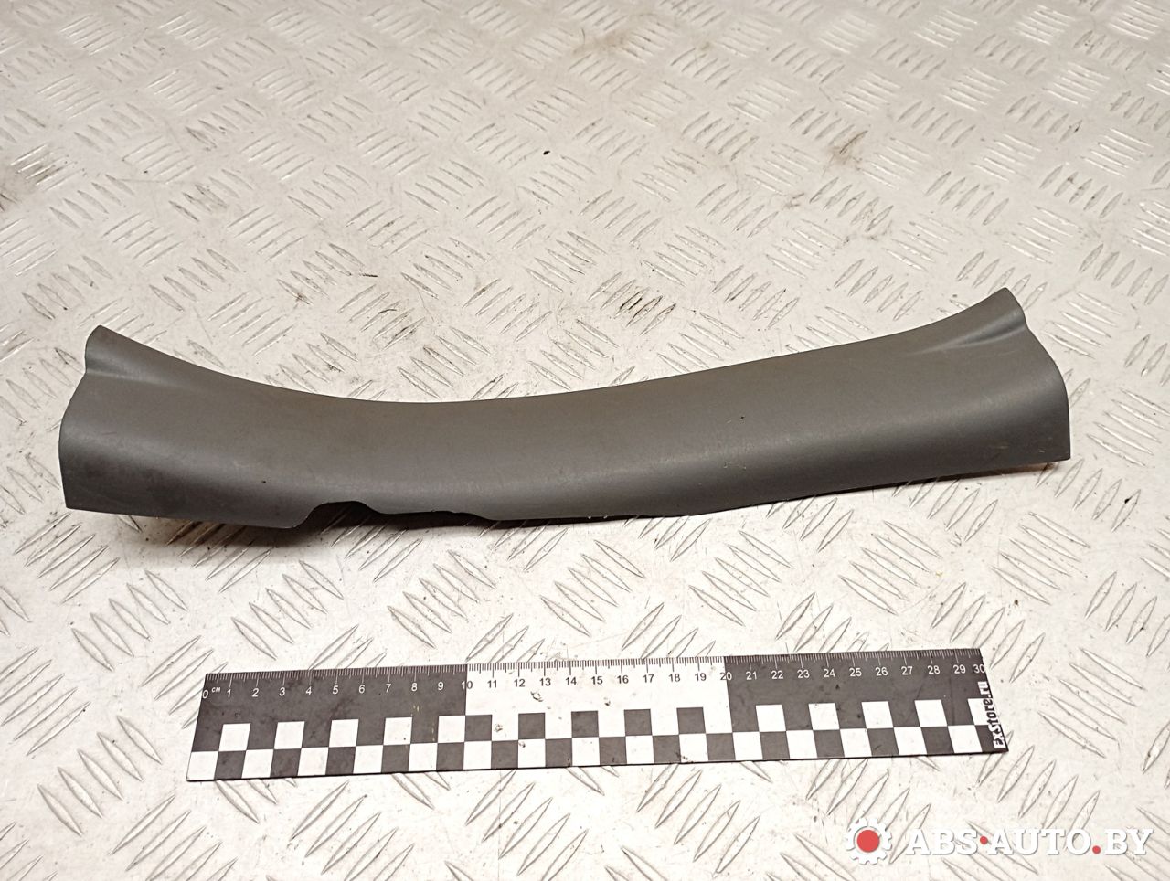 накладка на порог внутренняя Toyota RAV4 2 поколение (XA20) 2003, 2.0 л., 1CD-FTV, дизель, МКПП, внедорожник 5 дв., 6791842020 - фото №1