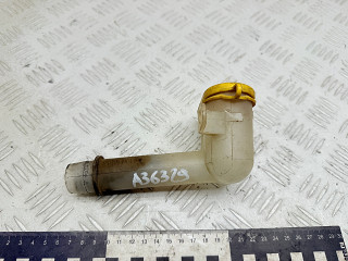 горловина бачка омывателя Ford Focus 1 поколение [рестайлинг] 2003, 1.6 л., бензин, МКПП, седан, 2M518K528AA