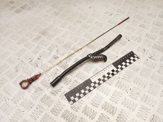 щуп двигателя Peugeot Bipper 1 поколение 2010, 1.4 л., 8HS (DV4TED), дизель, АКПП, правый руль, 1171K7, 1174G3, 117497, 1174C8, 1174E7, 1331073