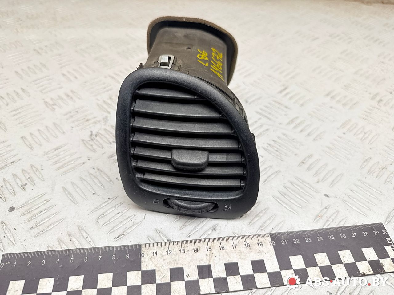 дефлектор обдува салона Ford Galaxy 1 поколение 1998, 1.9 л., дизель, МКПП, минивэн, 7M1819704E, 95VWA018B08AFW - фото №1