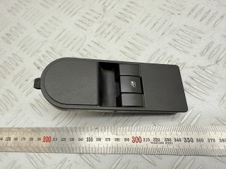 кнопка стеклоподъемника двери Opel Astra H 2007, 1.6 л., Z 16 XER, бензин, МКПП, купе, 13228709