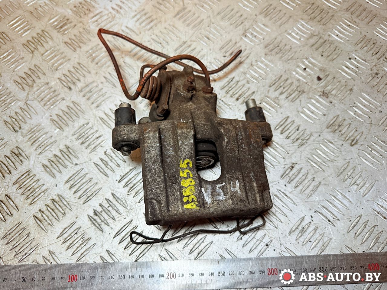 суппорт задний левый Renault Laguna 2 поколение 2002, 1.9 л., F9Q 750, дизель, МКПП, хетчбэк 5 дв., передний привод, 11938770012, 24338770015, 0986473226, F68080, BNZ1409ZP, BNZ1409ZW, PBRC222, 7701049108, 7711135695, BHR222E, 561N10198 - фото №1