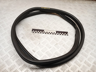 уплотнитель двери Peugeot 308 T7 2010, 2.0 л., RHR (DW10BTED4), дизель, МКПП, универсал