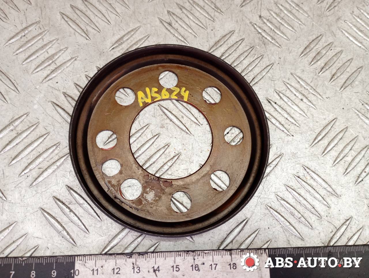 маховик Kia Sorento 2 поколение 2010, 2.2 л., дизель, МКПП, полный привод, правый руль, 391902F000 - фото №1