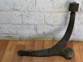 рычаг передний правый Peugeot 605 1 поколение (1989 - 1994), D171BA