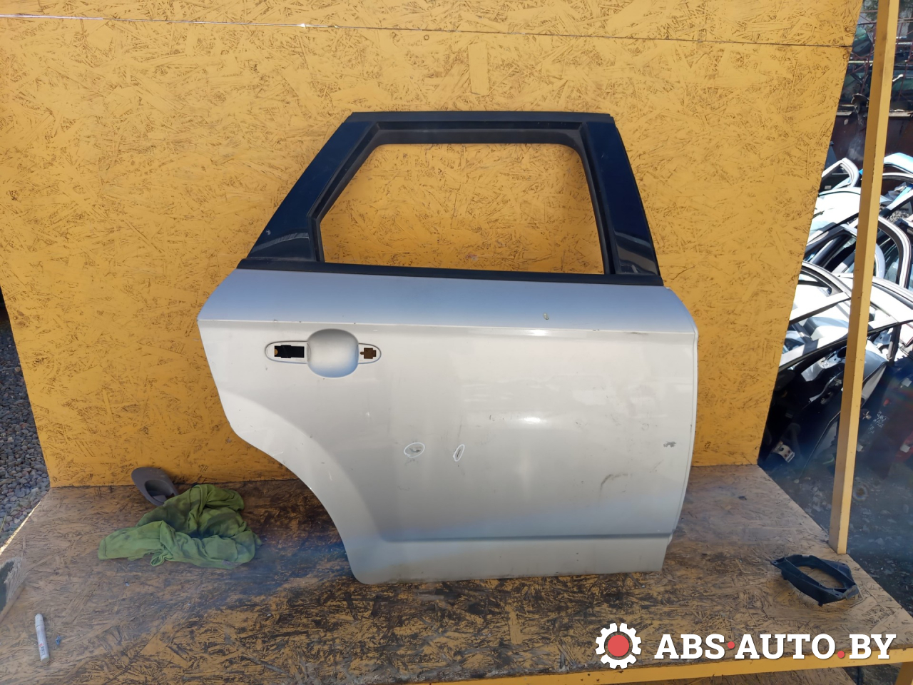 дверь задняя правая Ford Focus 2 поколение 2008 - фото №1