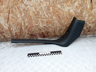 накладка на порог внутренняя Peugeot 3008 1 поколение 2012, 1.6 л., дизель, робот, передний привод, правый руль, 9672384577