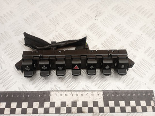 кнопка (выключатель) Peugeot 3008 1 поколение 2012, 1.6 л., дизель, робот, передний привод, правый руль, 96638425XT, 10006169, 10033756, 10039403