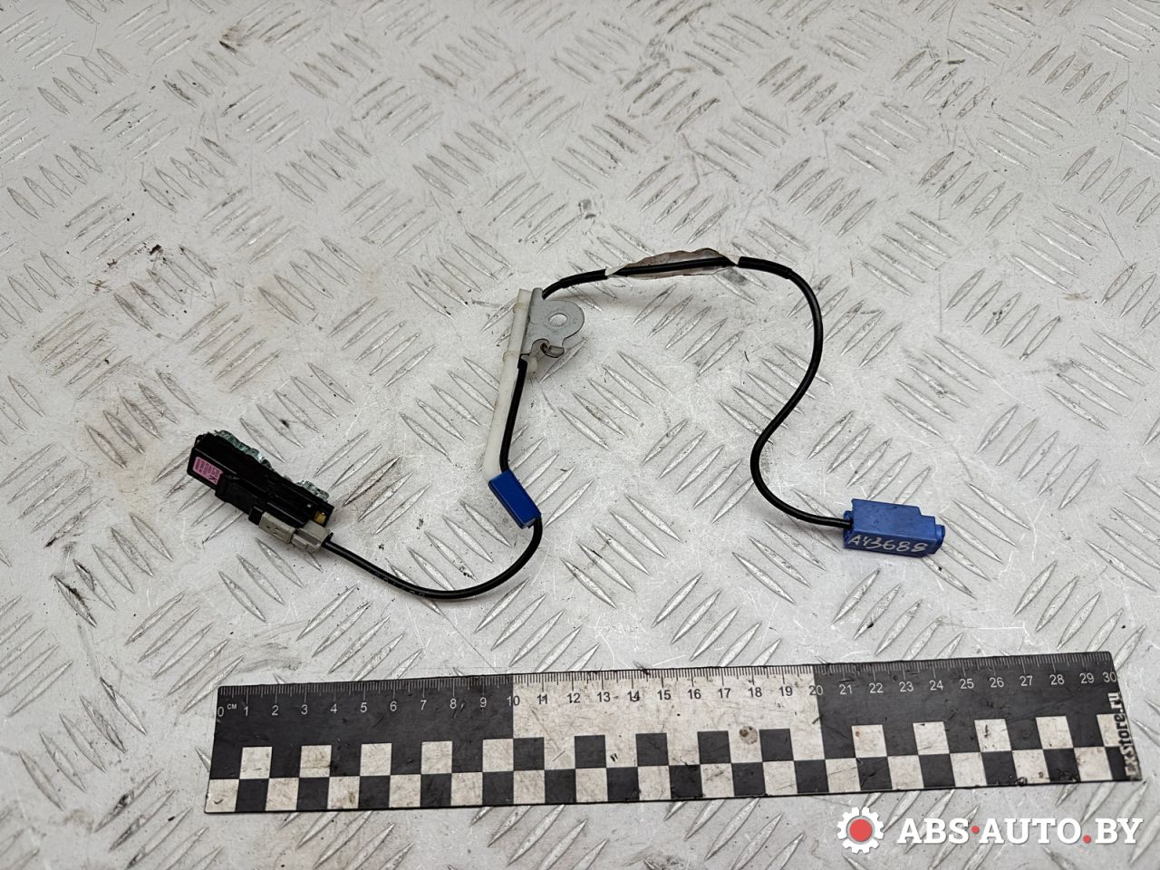 антенна Toyota Yaris 4 поколение XP210 2022, 861010DF10 - фото №1