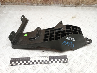 Крепление бампера заднего Peugeot 3008 1 поколение 2012, 1.6 л., дизель, робот, передний привод, правый руль, 9685935780