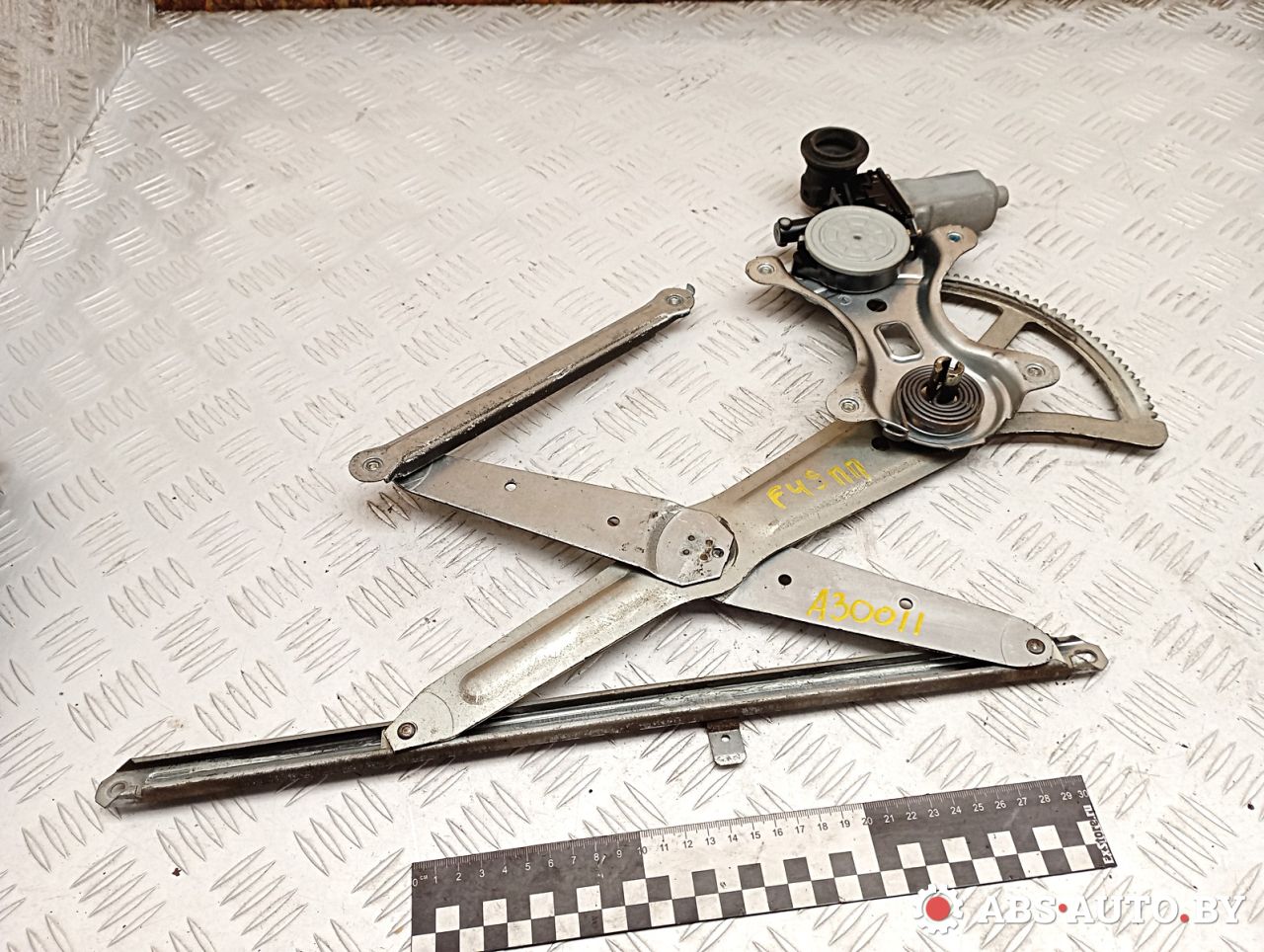 стеклоподъемник электрический передний правый Toyota RAV4 2 поколение (XA20) 2003, 2.0 л., 1CD-FTV, дизель, МКПП, внедорожник 5 дв., 8571042070, 2621000940 - фото №1