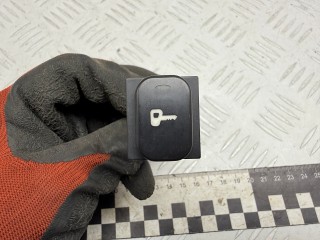 кнопка центрального замка Peugeot 607 1 поколение 2002, 2.2 л., 3FZ (EW12J4), бензин, МКПП, седан, 96296488ZL