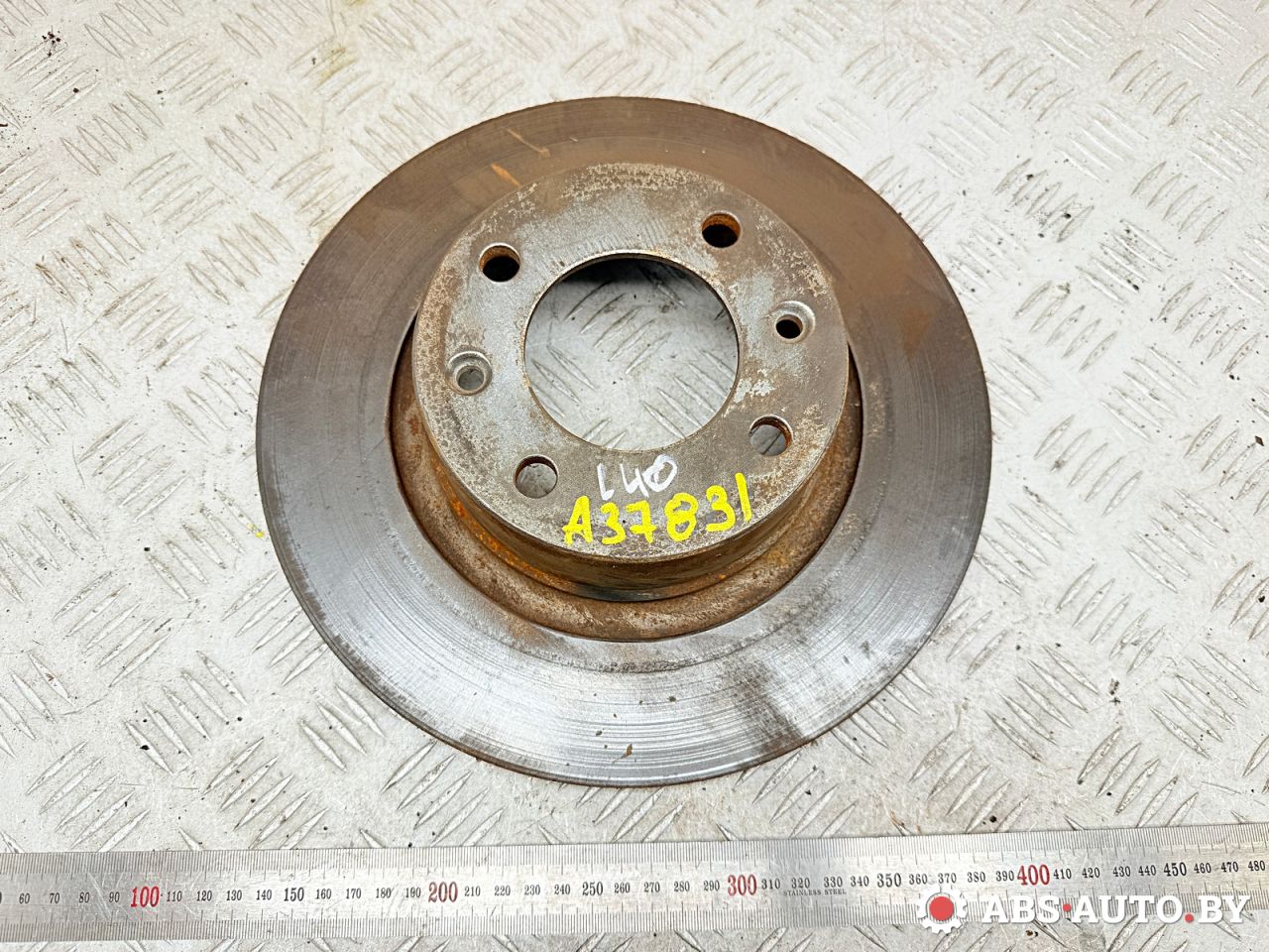 диск тормозной задний Citroen C5 1 поколение 2004, 1.6 л., дизель, МКПП, хетчбэк 5 дв., 4246W4 - фото №1