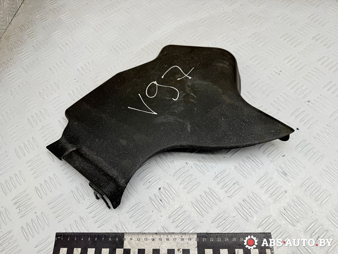 крышка корпуса воздушного фильтра Audi A6 4B/C5 2000, 2.5 л., AKE, дизель, МКПП, полный привод, 4B0133849, 4615547149 - фото №1