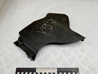 крышка корпуса воздушного фильтра Audi A6 4B/C5 2000, 2.5 л., AKE, дизель, МКПП, полный привод, 4B0133849, 4615547149