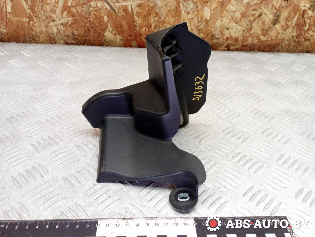 кожух рулевой колонки Peugeot 5008 1 поколение 2011, 1.6 л., дизель, МКПП, передний привод, 9674109080 - фото №1