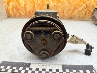 компрессор кондиционера Ford Focus 1 поколение [рестайлинг] 2003, 1.6 л., бензин, МКПП, седан, XS6H19D629DA