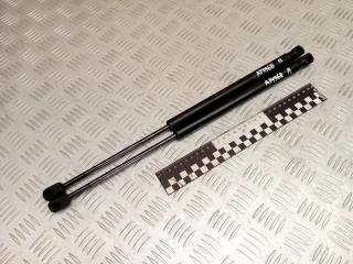 амортизатор капота Kia Sorento 2 поколение 2010, 2.2 л., дизель, МКПП, полный привод, правый руль, 811602P000, 811702P000