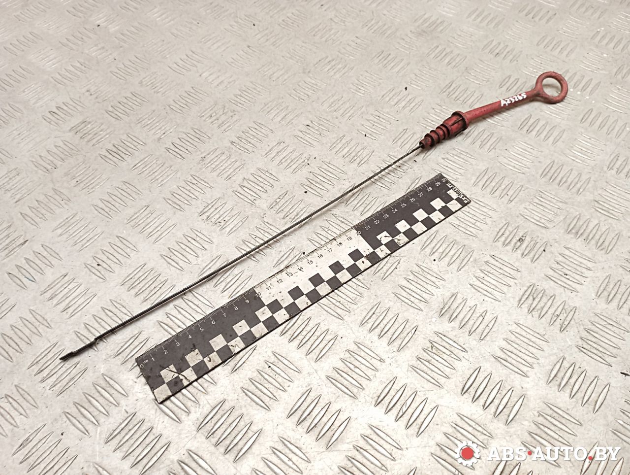 щуп двигателя Volkswagen Golf 3 поколение 1997, 1.9 л., дизель, 028115611C - фото №1