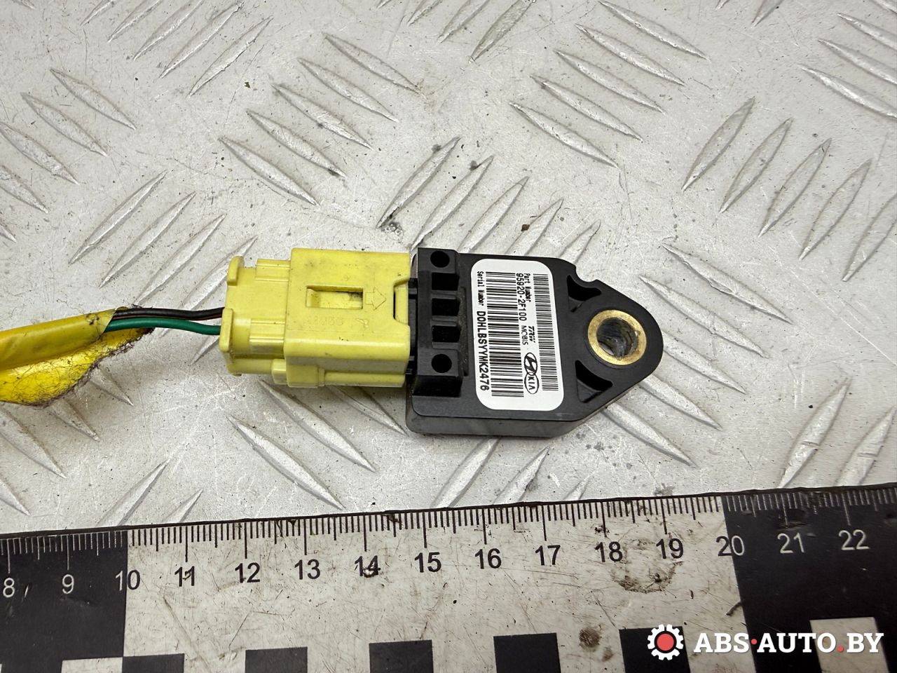 датчик удара Hyundai Sonata NF 2006, 2.4 л., G4KC, бензин, МКПП, седан, 959202F100 - фото №1