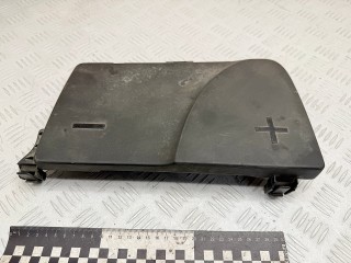 крышка аккумулятора Peugeot 407 1 поколение 2007, 2.2 л., дизель, универсал, 9647467980