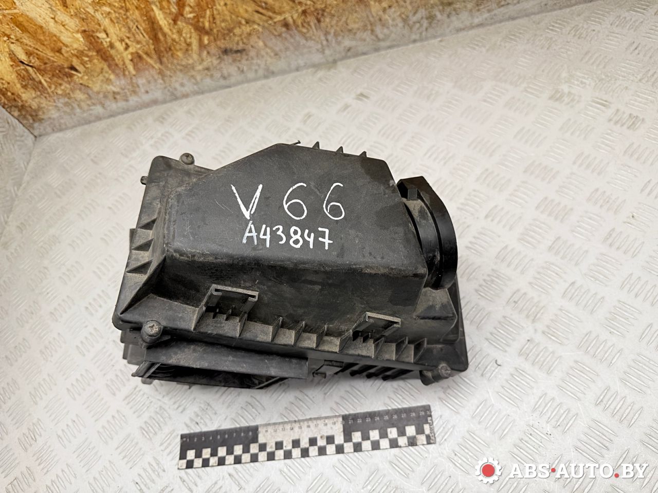 корпус воздушного фильтра Peugeot 407 1 поколение 2004, 2.0 л., RHR (DW10BTED4), дизель, МКПП, универсал, 9644910780 - фото №1