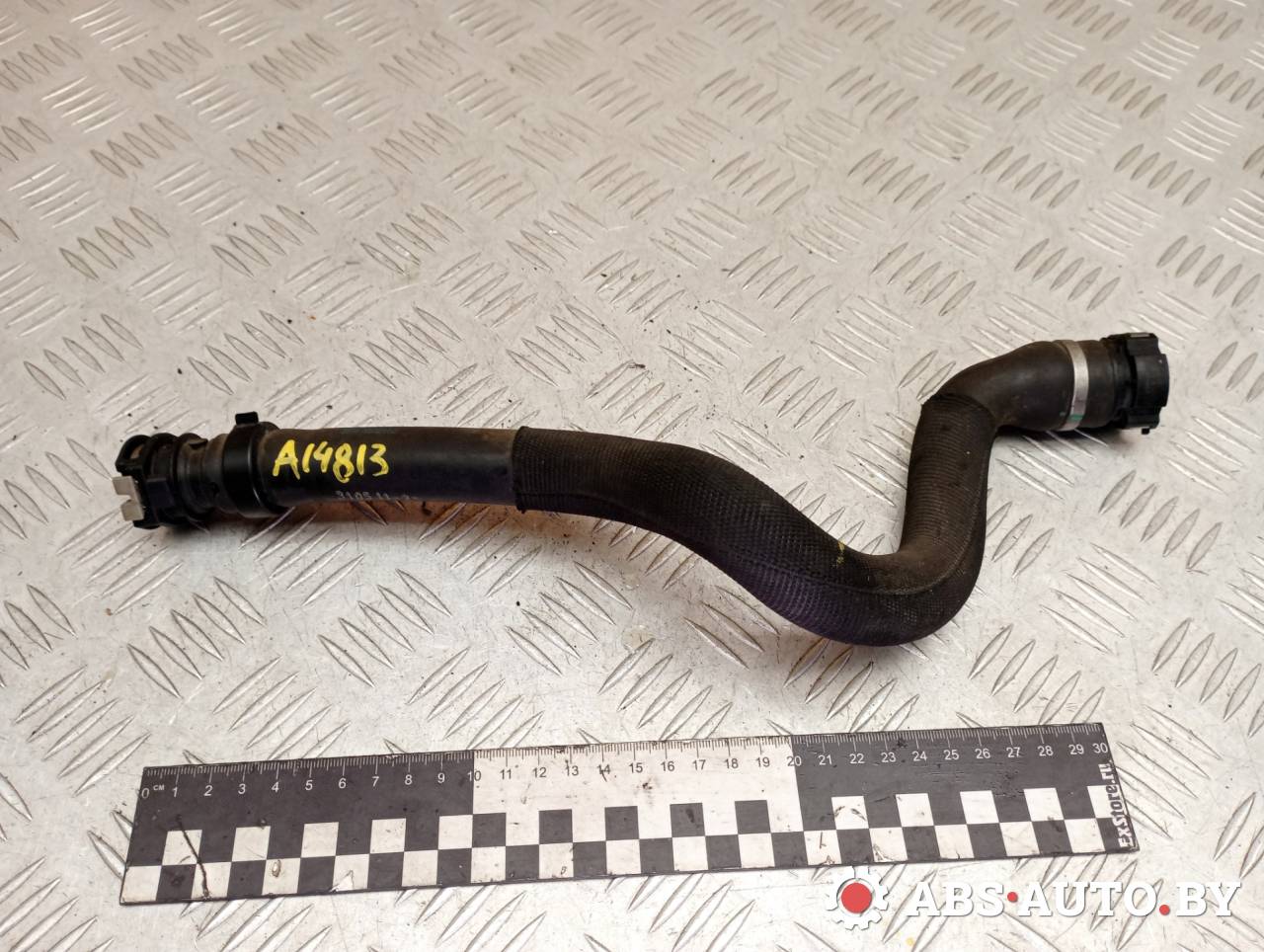 патрубок радиатора Peugeot 5008 1 поколение 2011, 1.6 л., дизель, МКПП, передний привод, 9684684180, 2111150N - фото №1