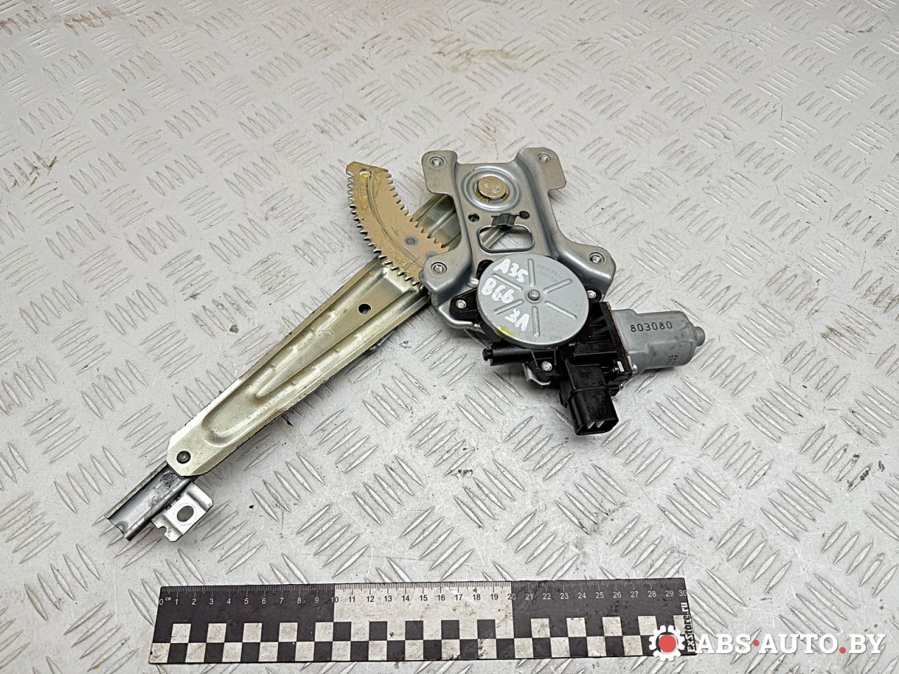 стеклоподъемник электрический задний правый Peugeot 4007 1 поколение 2011, 2.2 л., 4HN (DW12MTED4), дизель, МКПП, внедорожник 5 дв., правый руль, 5713A085 - фото №1