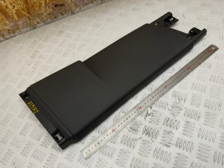 обшивка стойки центральной правой Peugeot 3008 1 поколение 2011, 2.0 л., RHH (DW10CTED4), дизель, робот, 9683126677