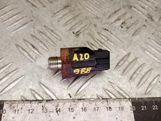 датчик детонации Renault Scenic 1 поколение [рестайлинг] 2002, 1.6 л., бензин, МКПП, 7700732262, 7700866055, 6001543613, 7700735564, 8200639103, 8200680689, 91159930, 93198199, 22060BN700, 22060000QA, 2206000Q0A, 2206000Q0B, 2206000QAA, 4408303, 4433885, 1864084A00, 1864084A00000, 1864084A01, 1864084A01000, 1864084A02, 1864084A02000, 2576015A