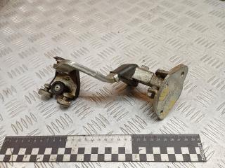 ролик двери сдвижной IVECO Daily 4 поколение 2009, 2.3 л., дизель, МКПП, фургон, 1071176E, 1071176D