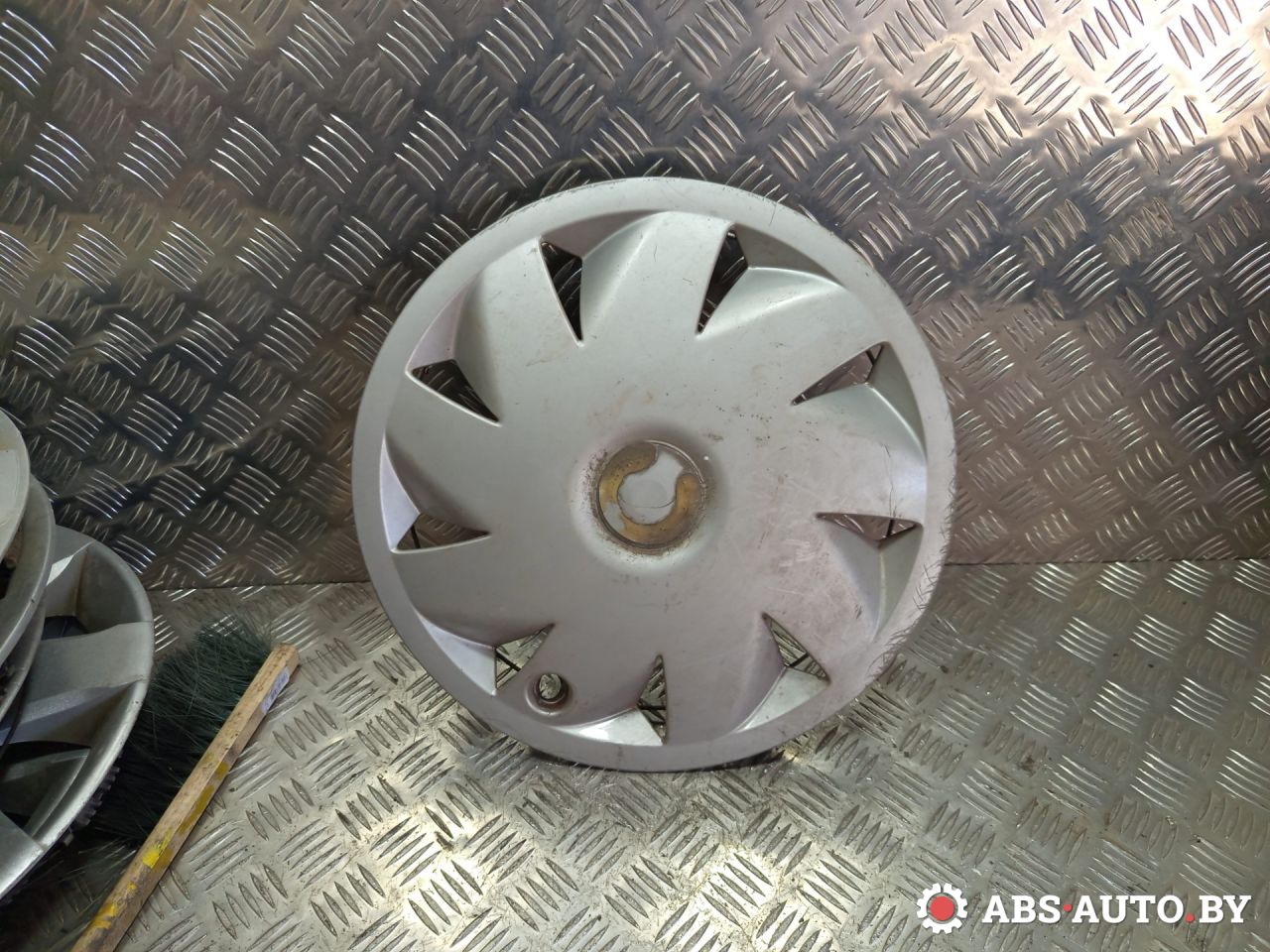 колпак колесный Opel Astra F 1994, 90496010 - фото №1