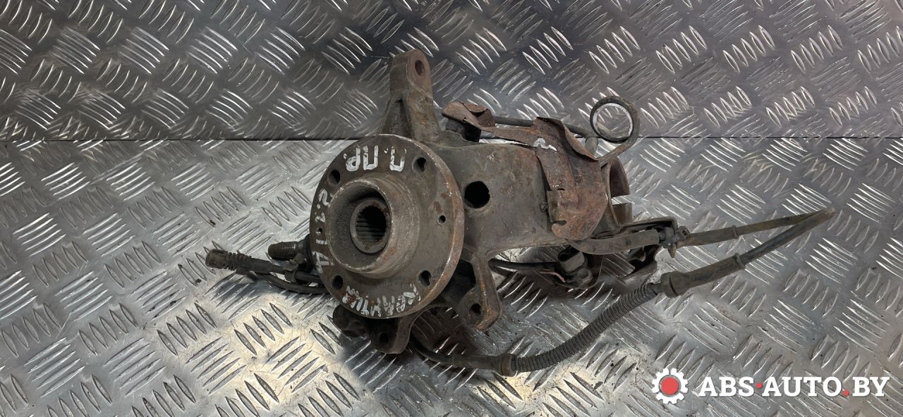 ступица передняя правая Citroen Xantia 1 поколение 1995, 2.1 л., дизель - фото №1