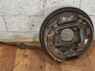 защитный кожух тормозного механизма Rover 400 Series 2 поколение 1997