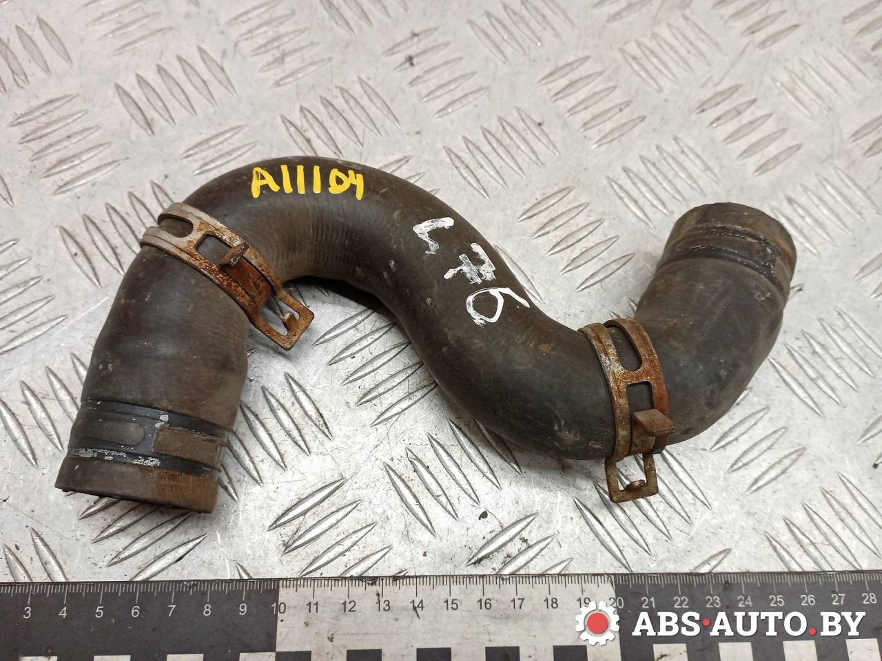 патрубок радиатора Peugeot 307 1 поколение 2003, 1.6 л., бензин, МКПП, хетчбэк 3 дв. - фото №1