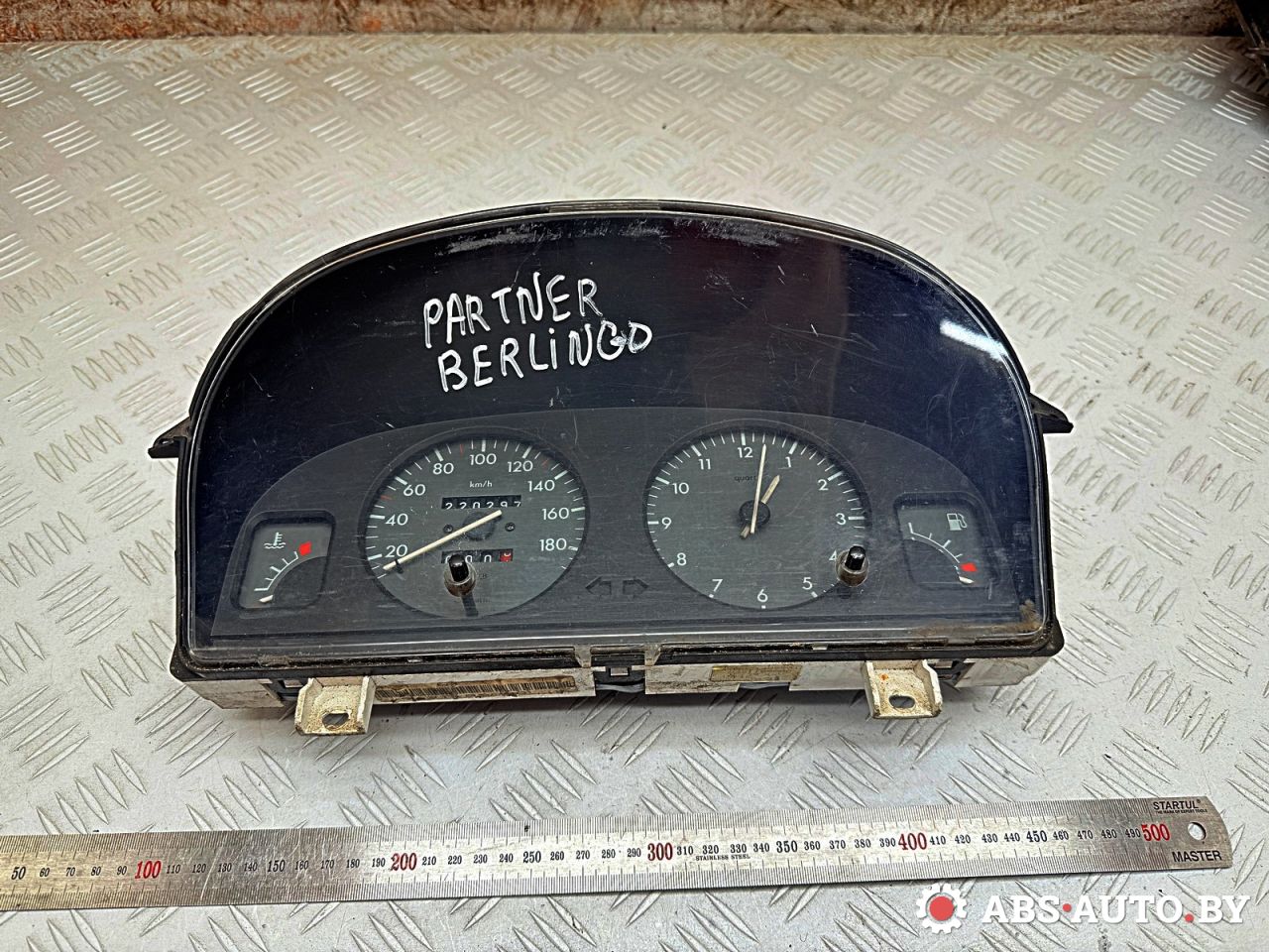 щиток приборов (приборная панель) Citroen Berlingo 1 поколение (M49) 1996, 1.4 л., бензин, 9621185080, 09021490065 - фото №1