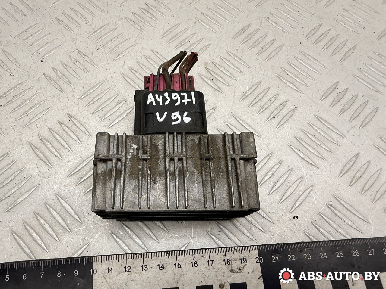 реле накала свечей Opel Signum C 2004, 1.9 л., Z19DTH, дизель, МКПП, универсал, 55354141, 51299018A - фото №1