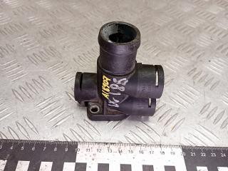 фланец (тройник) системы охлаждения Volkswagen Golf 2 поколение 1992, 1.8 л., бензин, 037121133B, 037121132B, P290015, TVZ1439NF